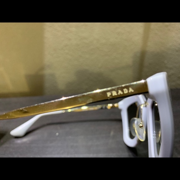 Prada sunglasses brand new used a few times - Picture 4 of 5